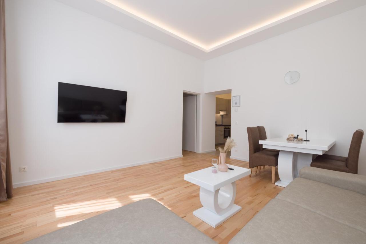 Relax Apartments 1120 Виена Екстериор снимка