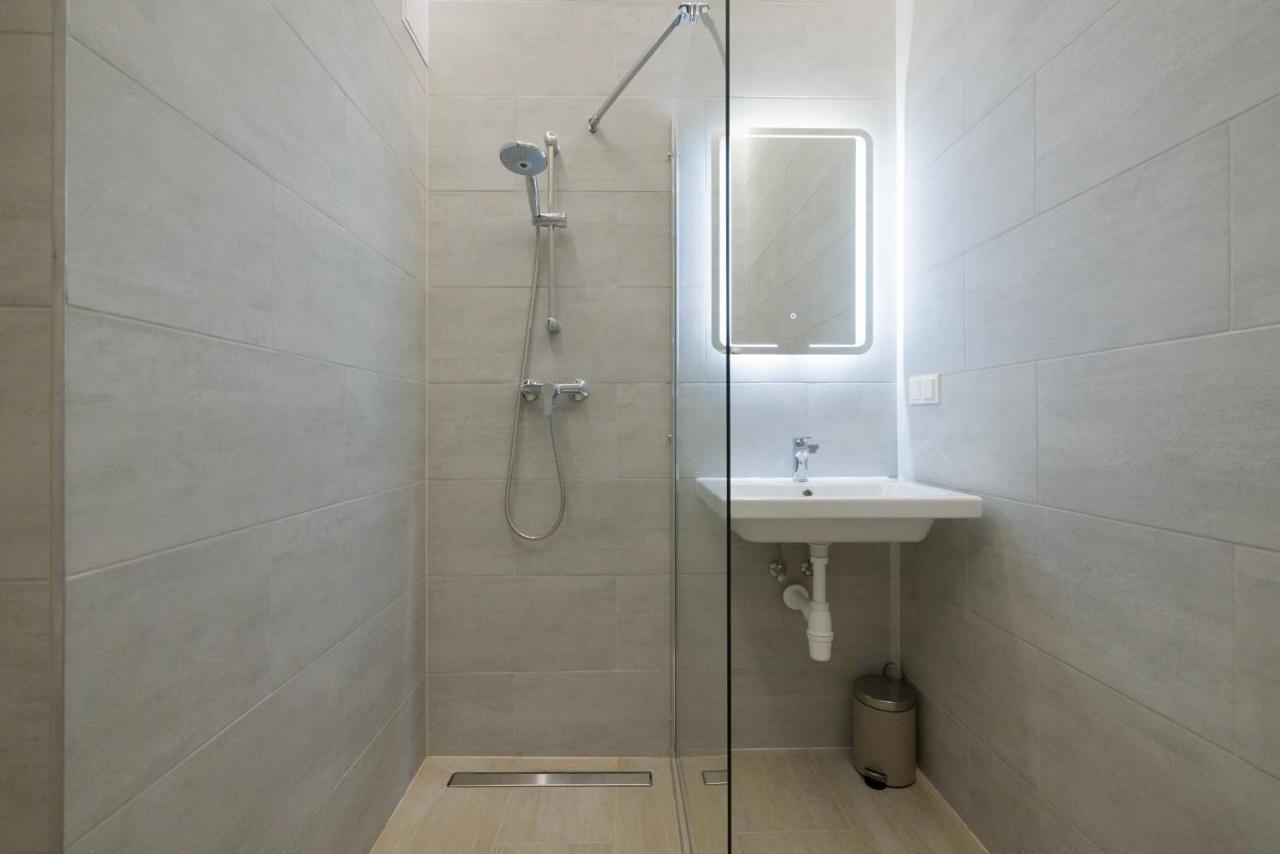 Relax Apartments 1120 Виена Екстериор снимка